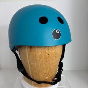 Eight Ball Multi-Sport Helmet kids 20.5 - 22" by Triple Eight